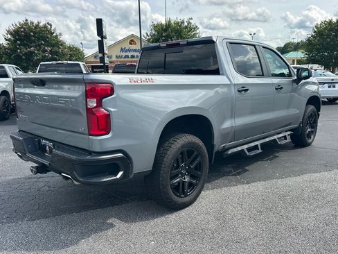 Used 2024 Chevrolet Silverado 1500 LT Trail Boss w/ LT Trail Boss Premium Package AWD/4WD image 7
