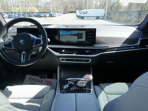 Used 2024 BMW X5 M60i w/ Climate Comfort Package image 18