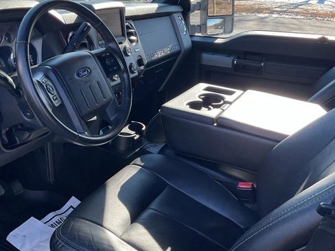 Used 2016 Ford F250 Lariat image 41