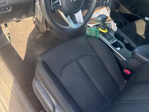 Used 2019 Kia Optima LX w/ LX 17" Wheel Package FWD image 4