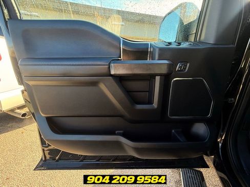 Used 2018 Ford F150 Platinum w/ Equipment Group 701A Luxury AWD/4WD image 17