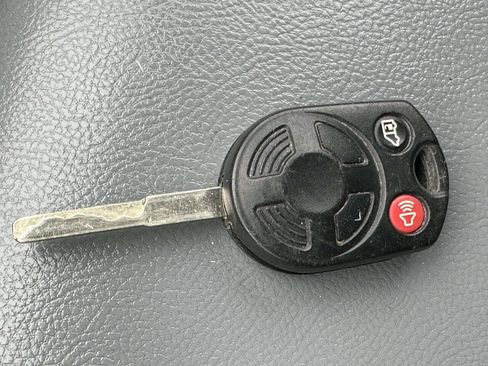 Used 2018 Ford Transit 150 130 Low Roof image 27