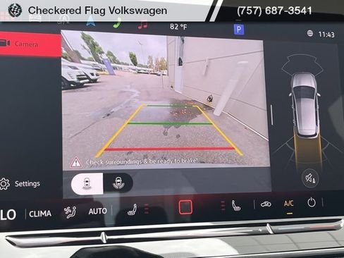 New 2025 Volkswagen GTI SE image 7