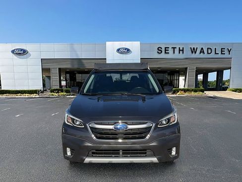 Used 2020 Subaru Outback Limited image 2