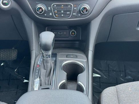 Used 2024 Chevrolet Equinox LT w/ LPO, Floor Liner Package FWD image 14