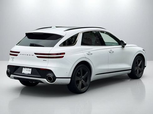Used 2023 Genesis GV70 2.5T w/ Sport Prestige Package AWD/4WD image 9