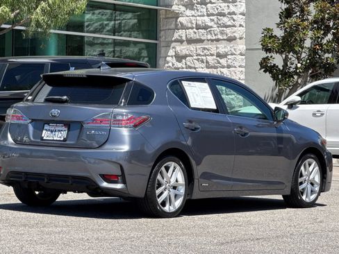 Used 2014 Lexus CT 200h FWD image 4