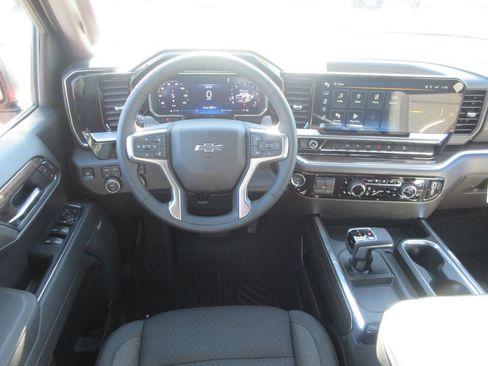 New 2026 Chevrolet Silverado 1500 LT Trail Boss w/ Convenience Package II image 17