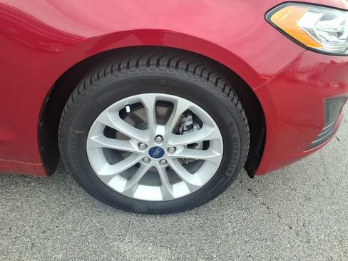 Used 2020 Ford Fusion SE FWD image 23