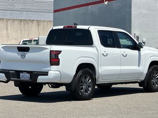 Used 2025 Nissan Frontier SV RWD video 2