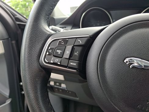 Used 2020 Jaguar E-PACE SE AWD/4WD image 21