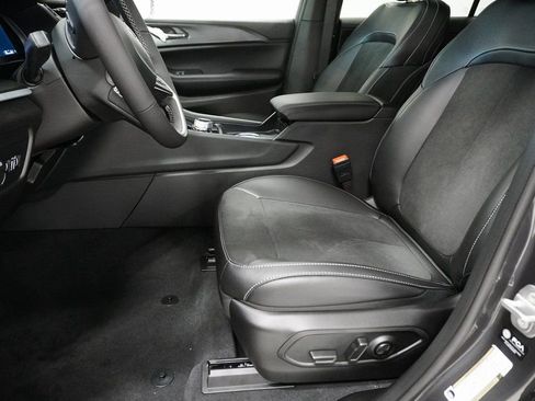New 2025 Jeep Grand Cherokee L Altitude AWD/4WD image 11