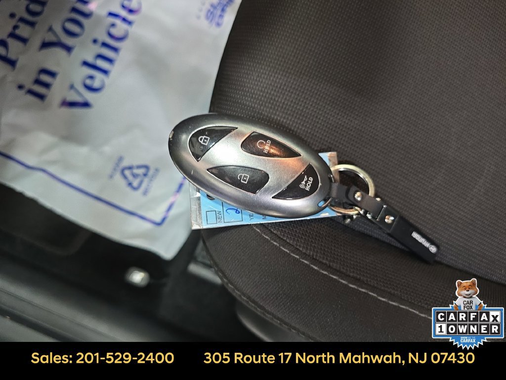 Certified 2024 Hyundai Kona SEL AWD/4WD image 29