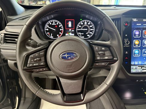 Used 2025 Subaru Forester Premium AWD/4WD image 18