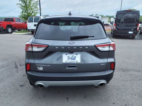 Used 2022 Ford Escape Titanium image 25