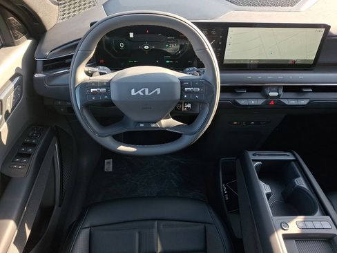 New 2026 Kia EV9 Land w/ Nightfall Edition Package AWD/4WD image 10