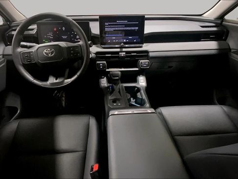 Used 2026 Toyota RAV4 XLE Premium AWD/4WD image 16