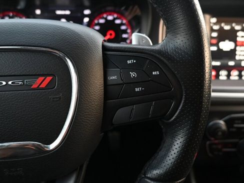 Used 2019 Dodge Charger R/T w/ Blacktop Package image 31