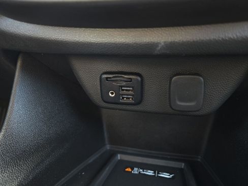 Used 2024 Chevrolet Traverse RS AWD/4WD image 24