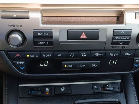 Used 2017 Lexus ES 350 image 19