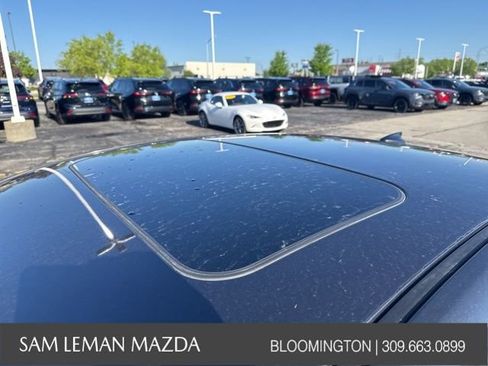 Used 2015 MAZDA MAZDA3 i Touring w/ Technology Package FWD image 9