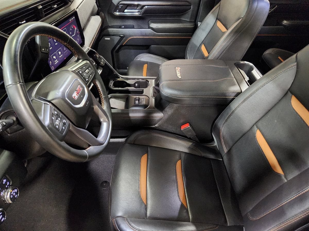 Used 2024 GMC Sierra 2500 AT4 w/ AT4 Premium Plus Package AWD/4WD image 32