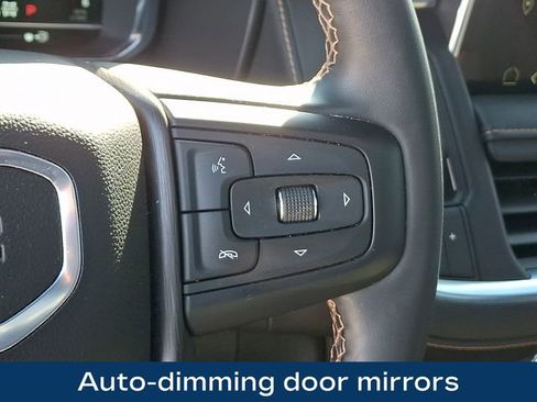 Used 2024 GMC Yukon XL AT4 w/ Technology Package image 28