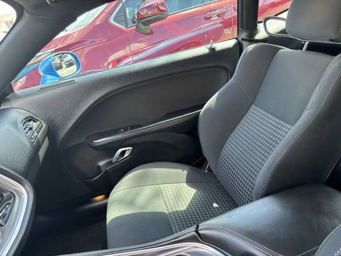 Certified 2019 Dodge Challenger GT w/ Driver Convenience Group image 15