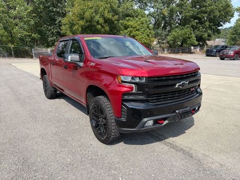 Used 2022 Chevrolet Silverado 1500 LT Trail Boss w/ Safety Package AWD/4WD image 3