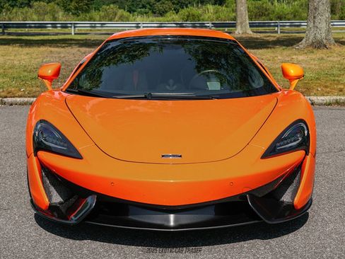 Used 2019 McLaren 570S Spider image 25
