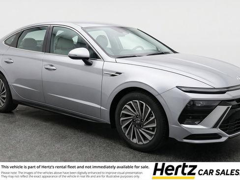 Used 2025 Hyundai Sonata SEL FWD image 1