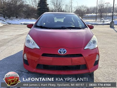 Used 2013 Toyota Prius C Two image 8