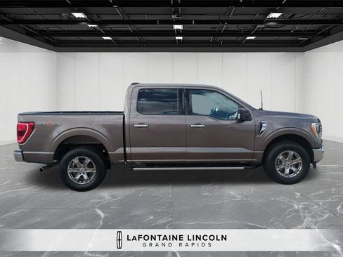Used 2022 Ford F150 XLT w/ Equipment Group 302A High AWD/4WD image 6