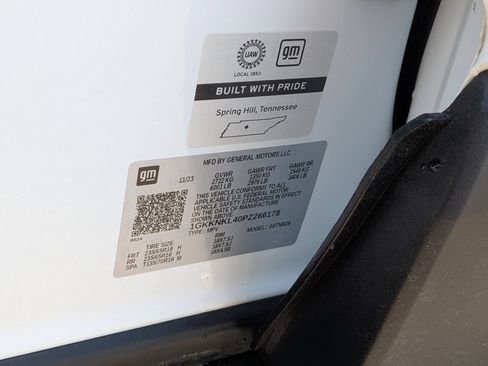 Certified 2023 GMC Acadia SLE w/ Driver Convenience Package FWD image 33