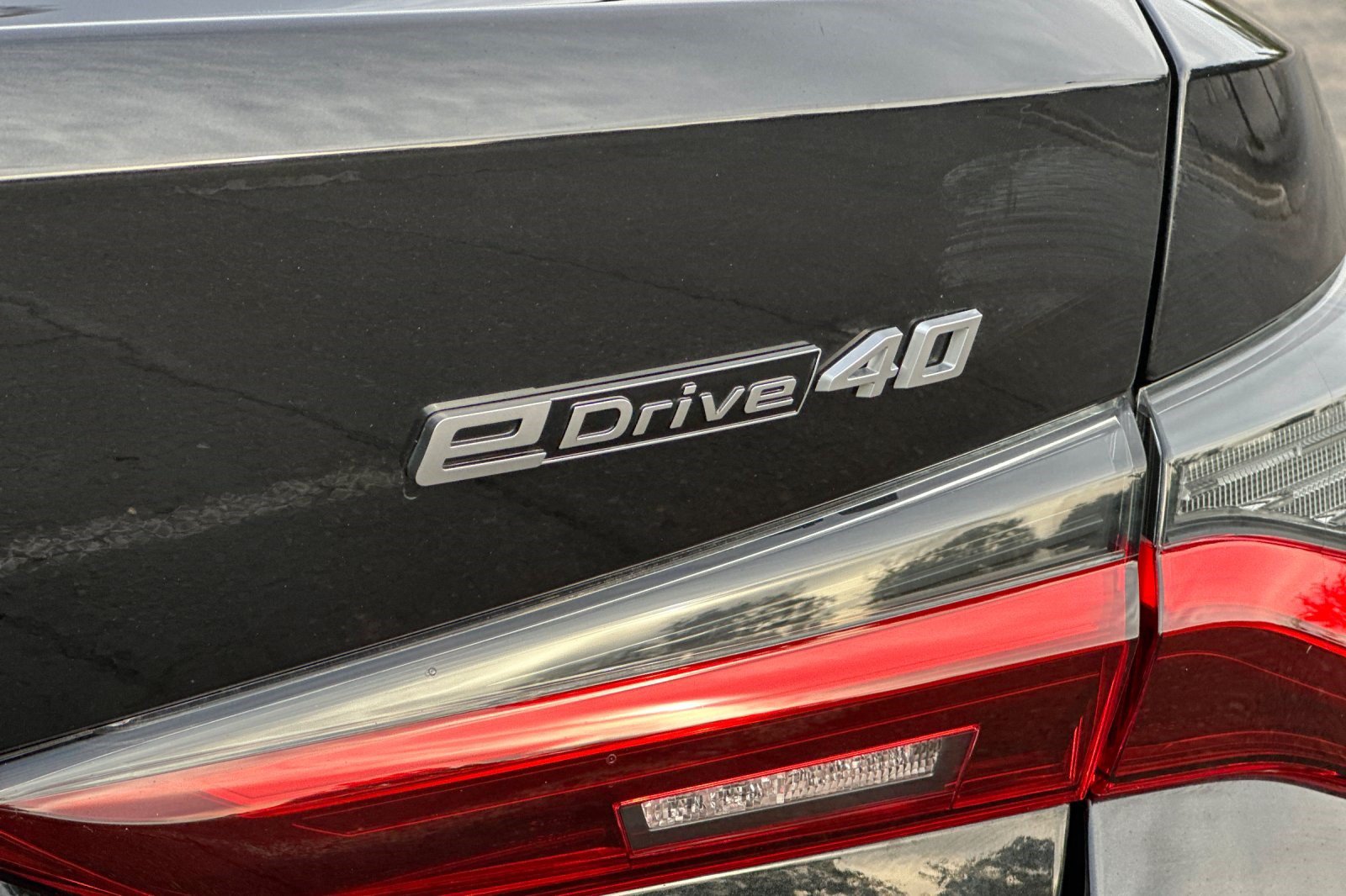Certified 2025 BMW i4 eDrive40 RWD image 38