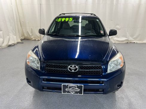 Used 2007 Toyota RAV4 4WD image 2