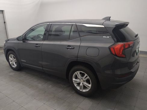 Used 2020 GMC Terrain SLE FWD image 3