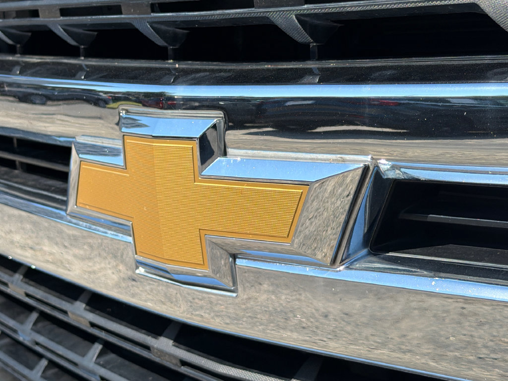 Used 2022 Chevrolet Silverado 1500 LT AWD/4WD image 12