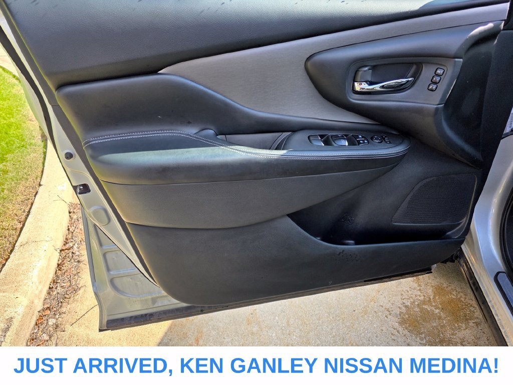 Used 2020 Nissan Murano SL w/ Cargo Package AWD/4WD image 14