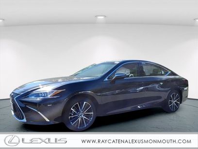 New 2025 Lexus ES 300h w/ Premium Package