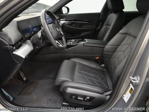 Used 2024 BMW 530i w/ M Sport Package RWD image 12