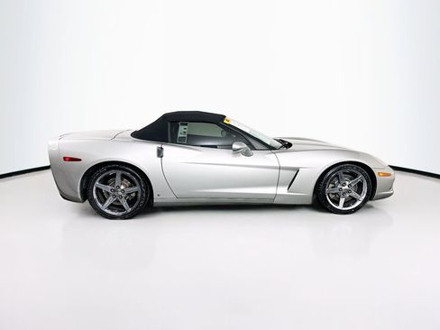 Used 2008 Chevrolet Corvette Convertible w/ Preferred Equipment Group image 10