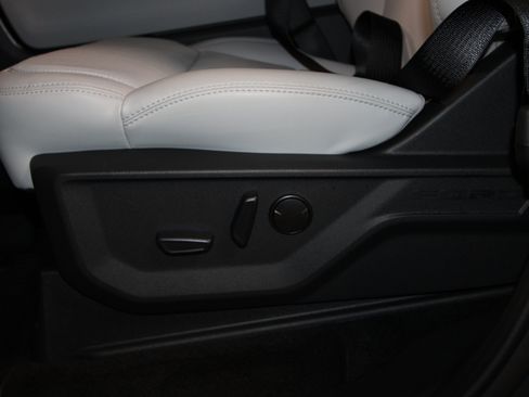 New 2027 Ford Expedition Max Platinum AWD/4WD image 7