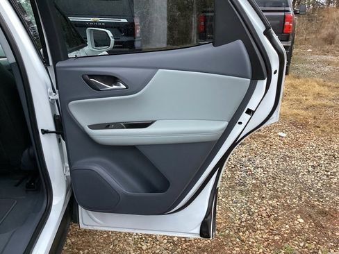 Used 2020 Chevrolet Blazer LT image 6