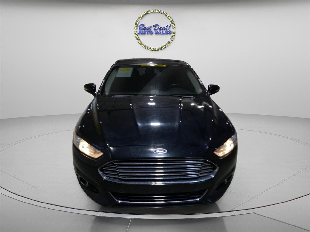 Used 2016 Ford Fusion Titanium FWD image 6