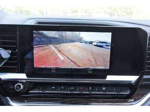 Used 2022 GMC Sierra 1500 Elevation image 27