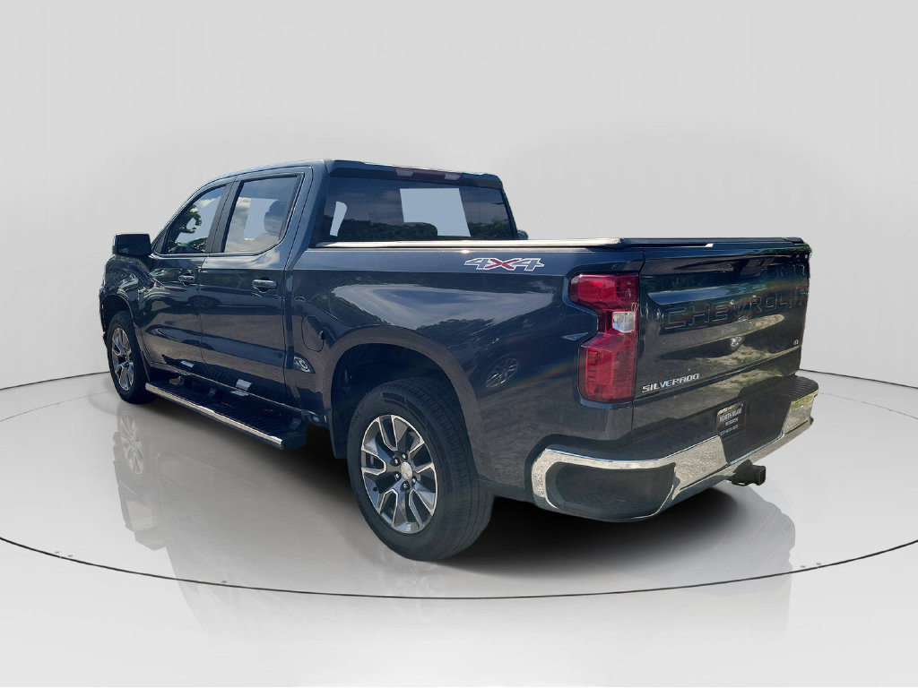 Used 2022 Chevrolet Silverado 1500 LT AWD/4WD image 5