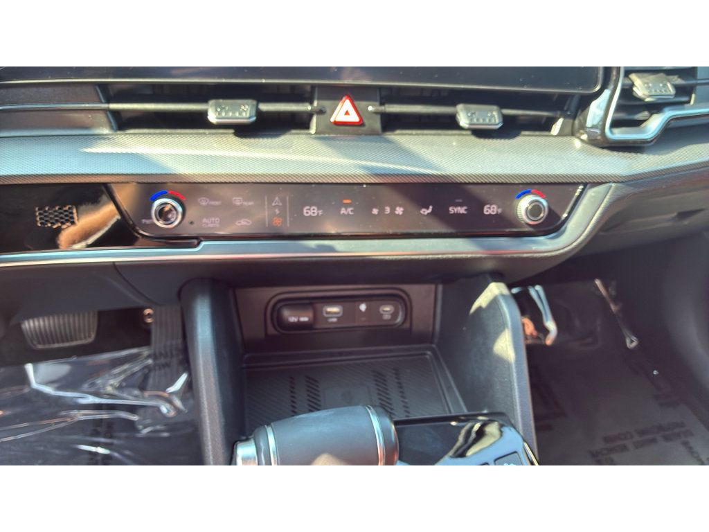 Used 2024 Kia Sportage SX AWD/4WD image 31