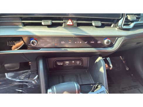 Used 2024 Kia Sportage SX AWD/4WD image 31