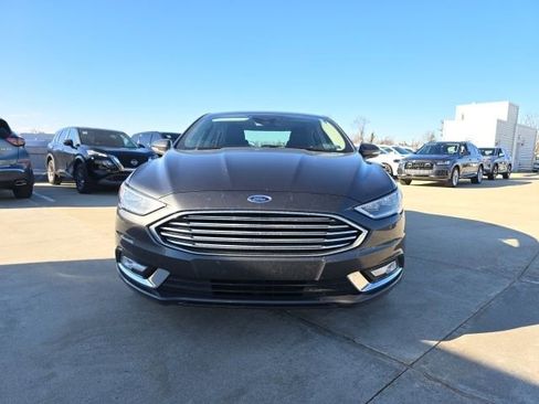 Used 2017 Ford Fusion Titanium image 2